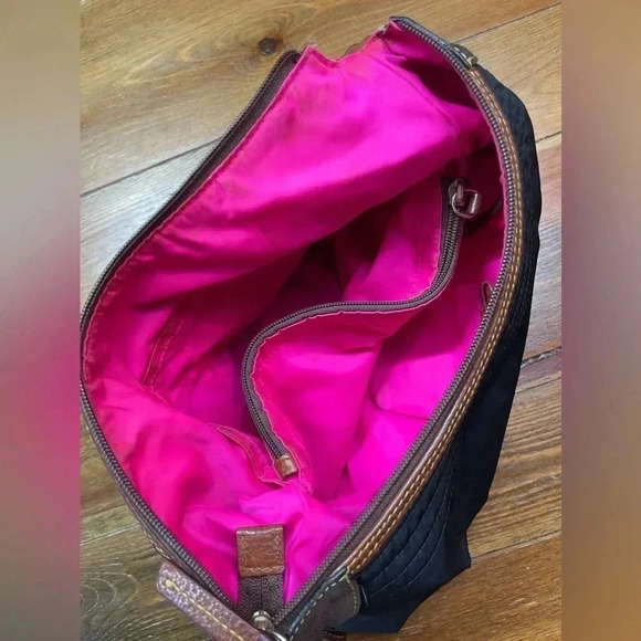 Vintage DB Dooney and Bourke | Erica Nylon Hobo Bag | Black & Brown - Picture 6 of 7